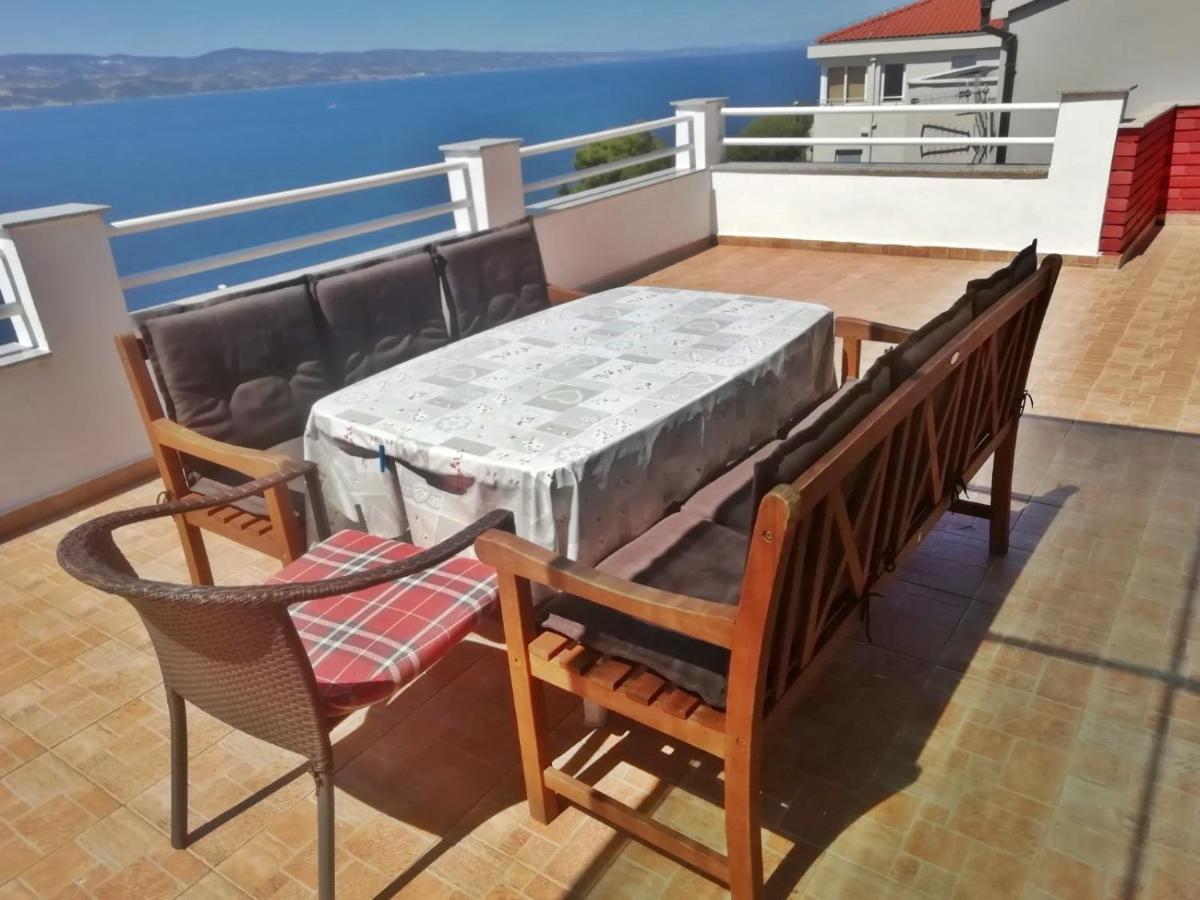 Apartment Kovacic أوميس المظهر الخارجي الصورة