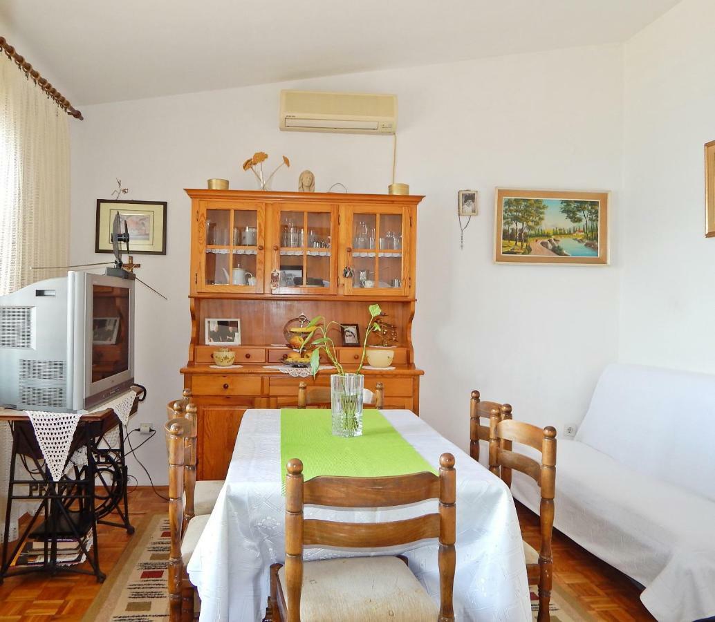 Apartment Kovacic أوميس المظهر الخارجي الصورة